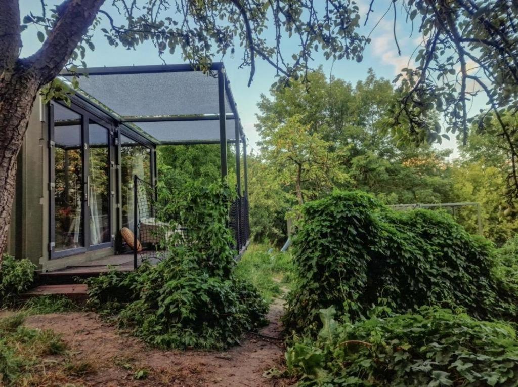 Villa Riverfront In The Garden *
